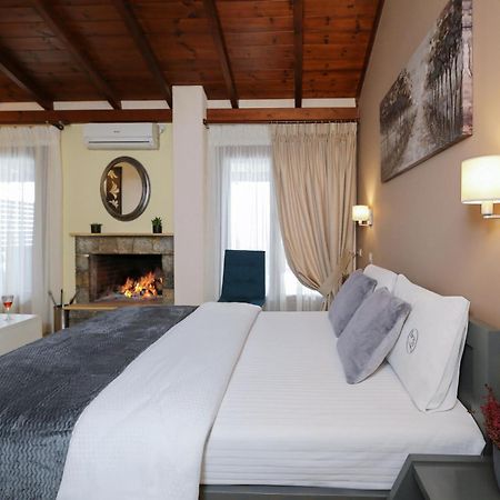 Asimina Guesthouse, Eptalofos Parnassos Esterno foto