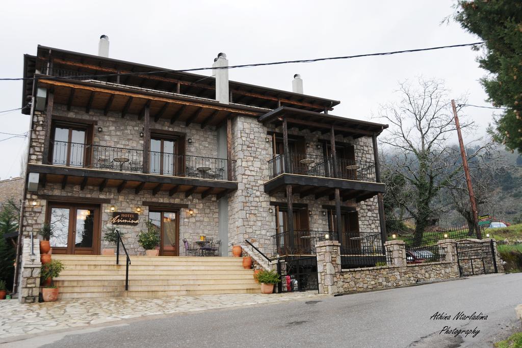 Asimina Guesthouse, Eptalofos Parnassos Esterno foto